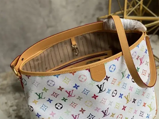 Cheap GRACEFUL LOUIS PM VUITTON 0702